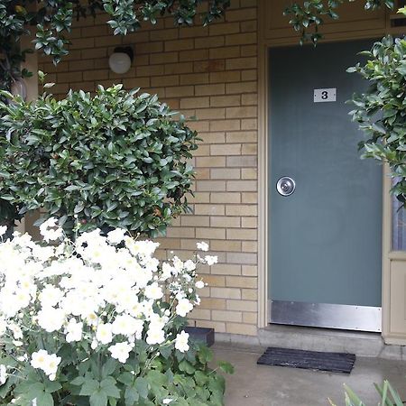Mid City Motor Inn Queanbeyan Exterior foto