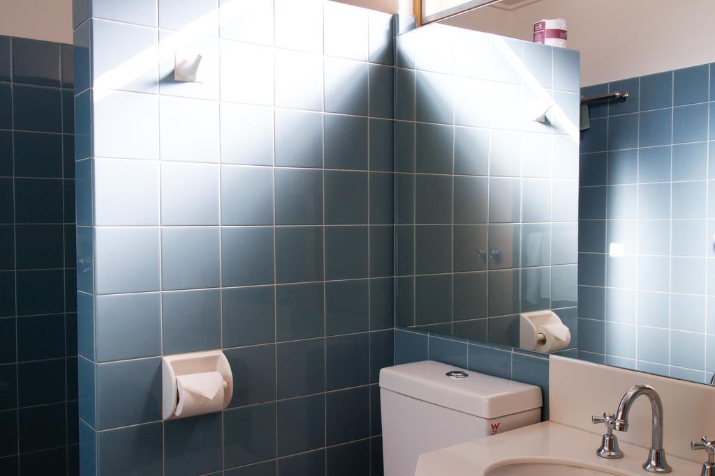Mid City Motor Inn Queanbeyan Zimmer foto